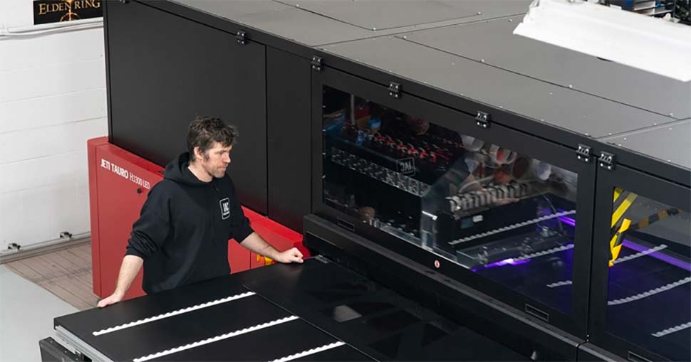 Imaged Advertising Creations is first in North America to install Agfa’s Jeti Tauro H3300 HS LED with varnish.