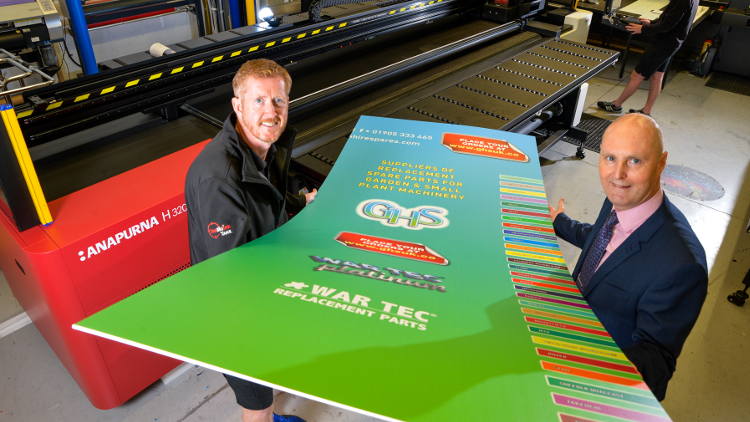 The Big Ink Tank in Coventry has become the latest Agfa customer having invested in the largest hybrid Anapurna H3200 UV LED wide format press.