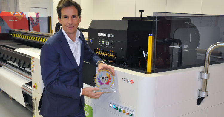 European Digital Press Association rewards Agfa’s Oberon RTR3300 large-format printer.