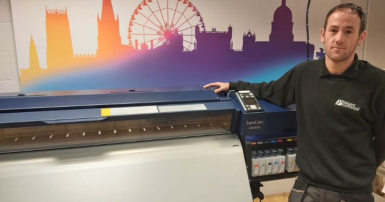 Signs Express streamlines production with Epson SureColor SC-S80600.