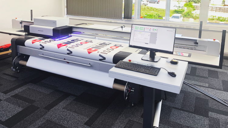 Zund UK has installed a swissQprint Impala 3 flatbed printer at its state-of-the-art demonstration centre in St Albans.